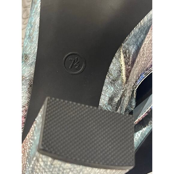 Wild Pair Women's Wide Calf Block Heel Knee High Boots Snake Size 7.5 - Picture 10 of 10